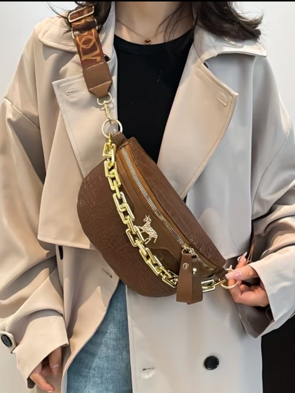 Brown Croc-Texture Saddle Bag with Gold Chain Accent - Picture 7 of 7